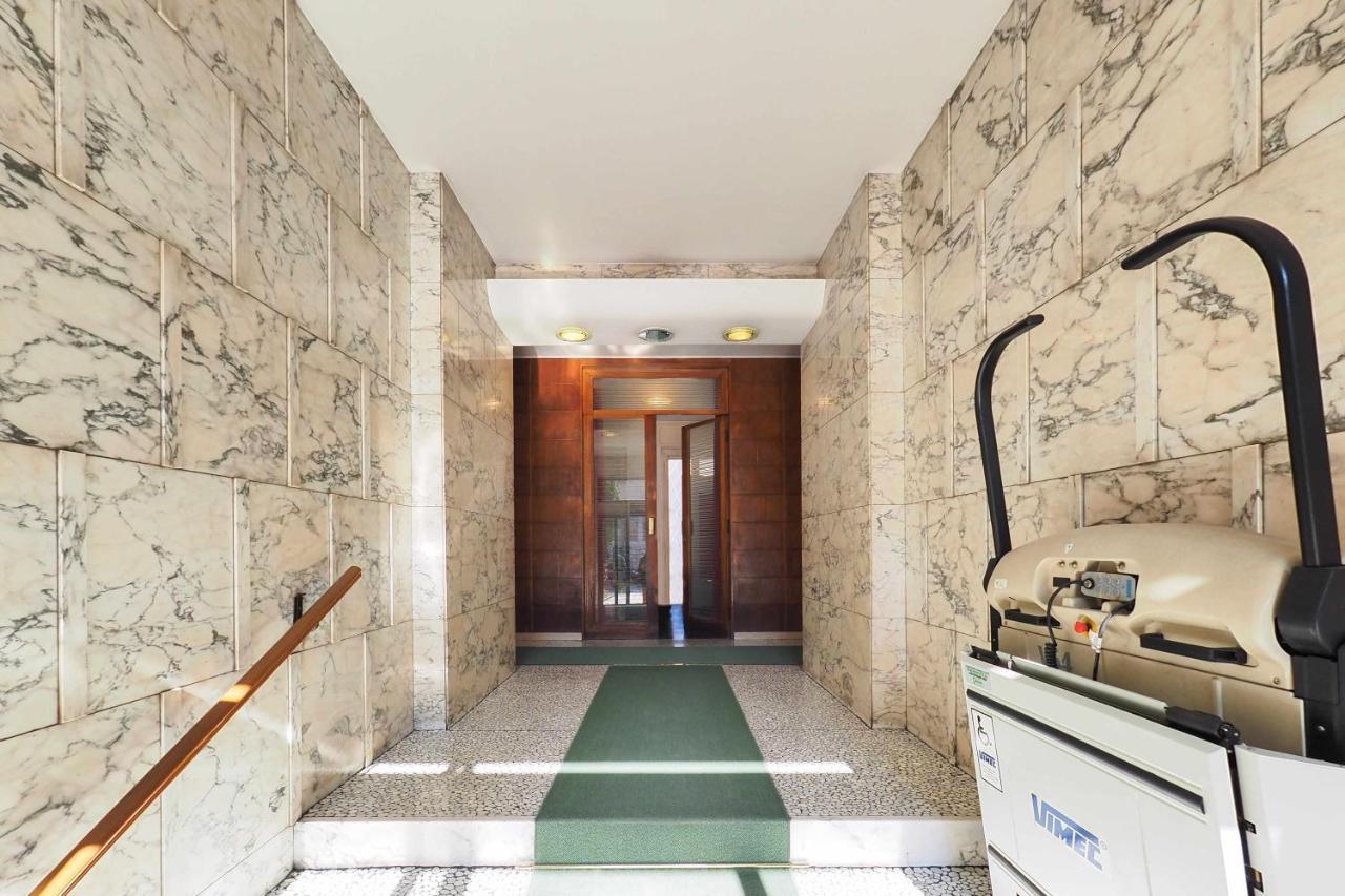 Mba24 Charming Suite Close To Metro Fieracitylife Milán Exterior foto